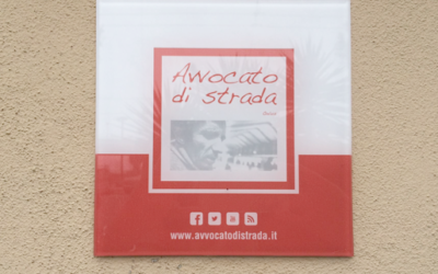 Testimonianza SCN. Veronica: “Dal nostro sportello passano poeti e poetesse, apolidi, potenziali controfigure di Gandalf, filosofi, acrobati, marinai, motociclisti, imprenditori”