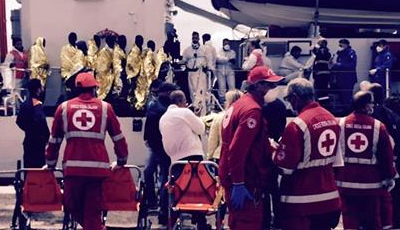 248 persone salvate dal naufragio e accolte dalla città di Bari