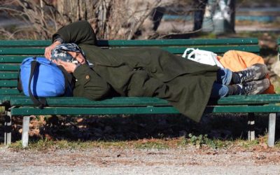 Aggredito senza tetto a Verona. Conta davvero di che nazionalità è?