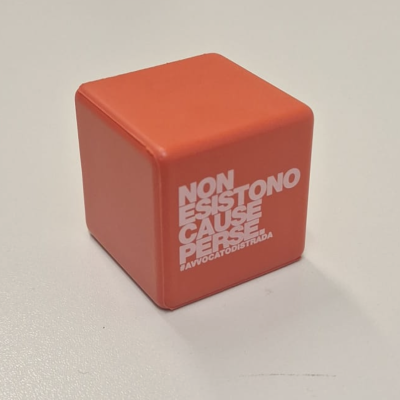 Cubo antistress Non esistono cause perse